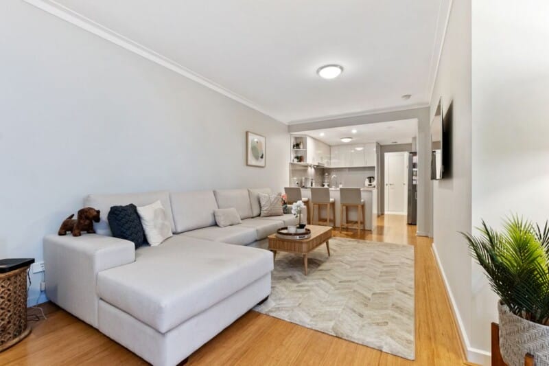 2/33 Bronte Street, East Perth, WA 6004 AU